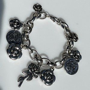 Silver Tone Chunky Flower Bracelet
